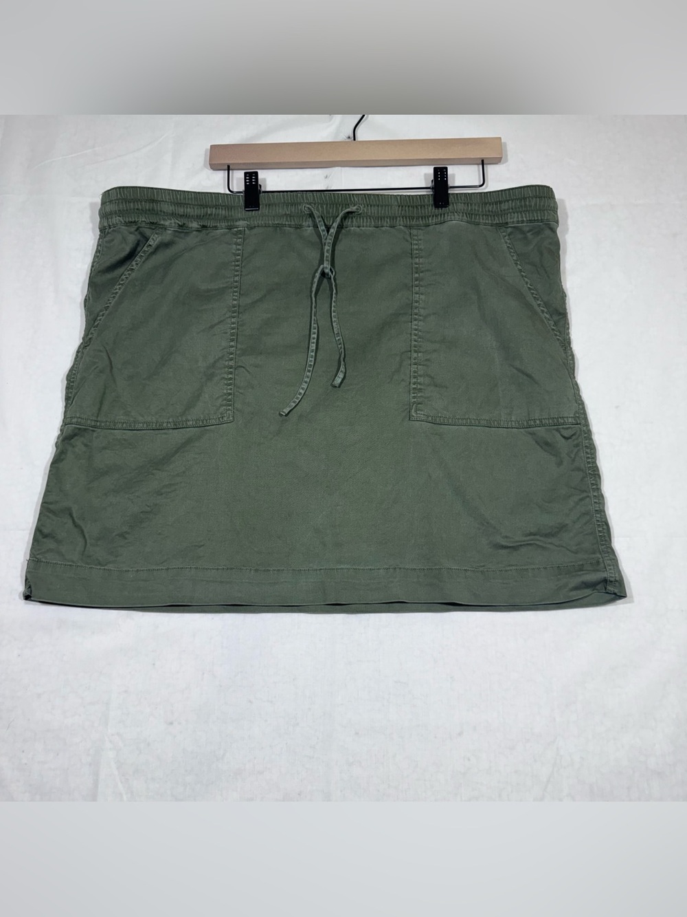 Lou & Grey for Loft Olive Green Drawstring Mini Skirt sz Large Elastic Waist